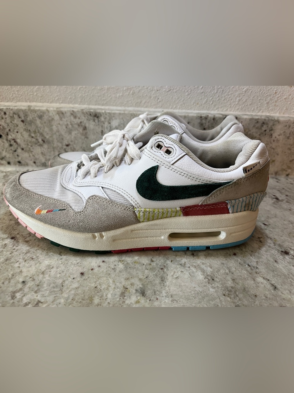 Womens size 9.5 Nike Air Max “All Petals United” Shoes Please Read